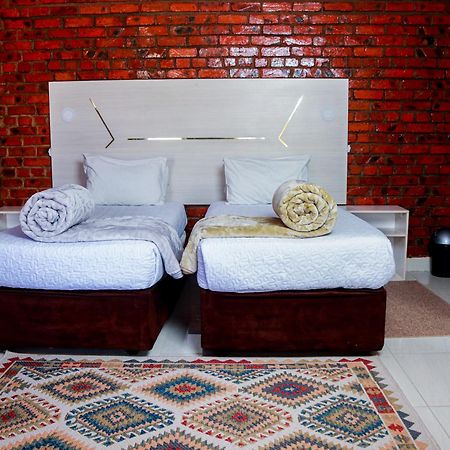 Stephen Margolis Resort Harare Eksteriør billede